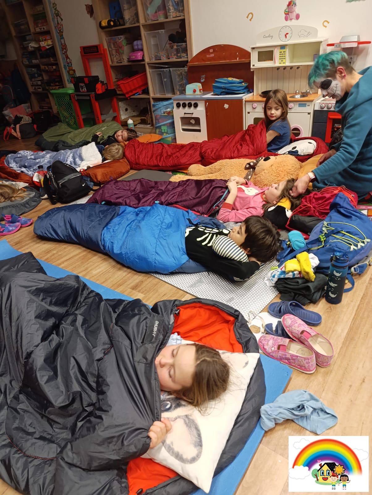 587155482_10214487039645871_2034992958977822226_n