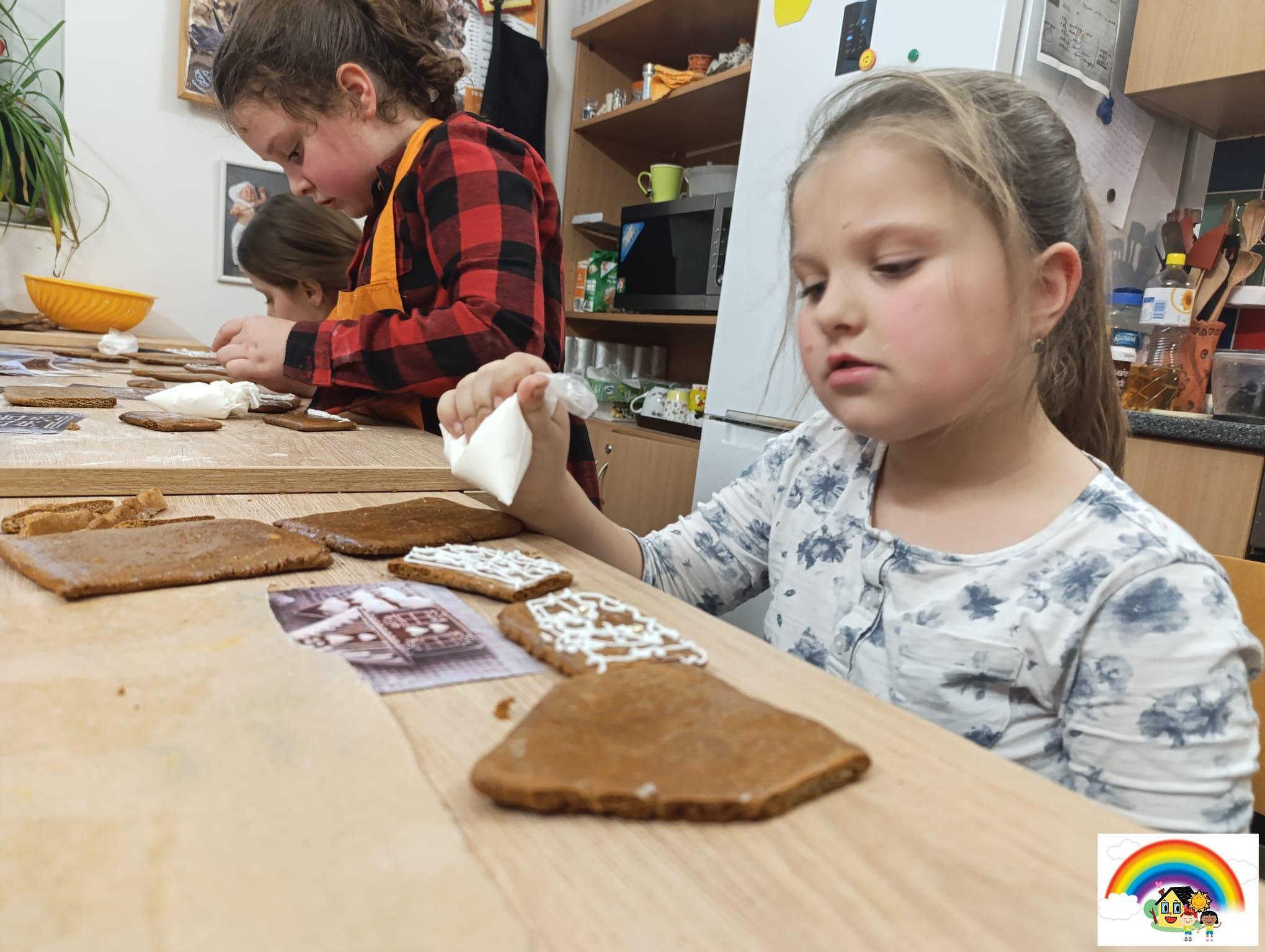 83d0e32a-4e32-433a-a043-81d77e3070fe