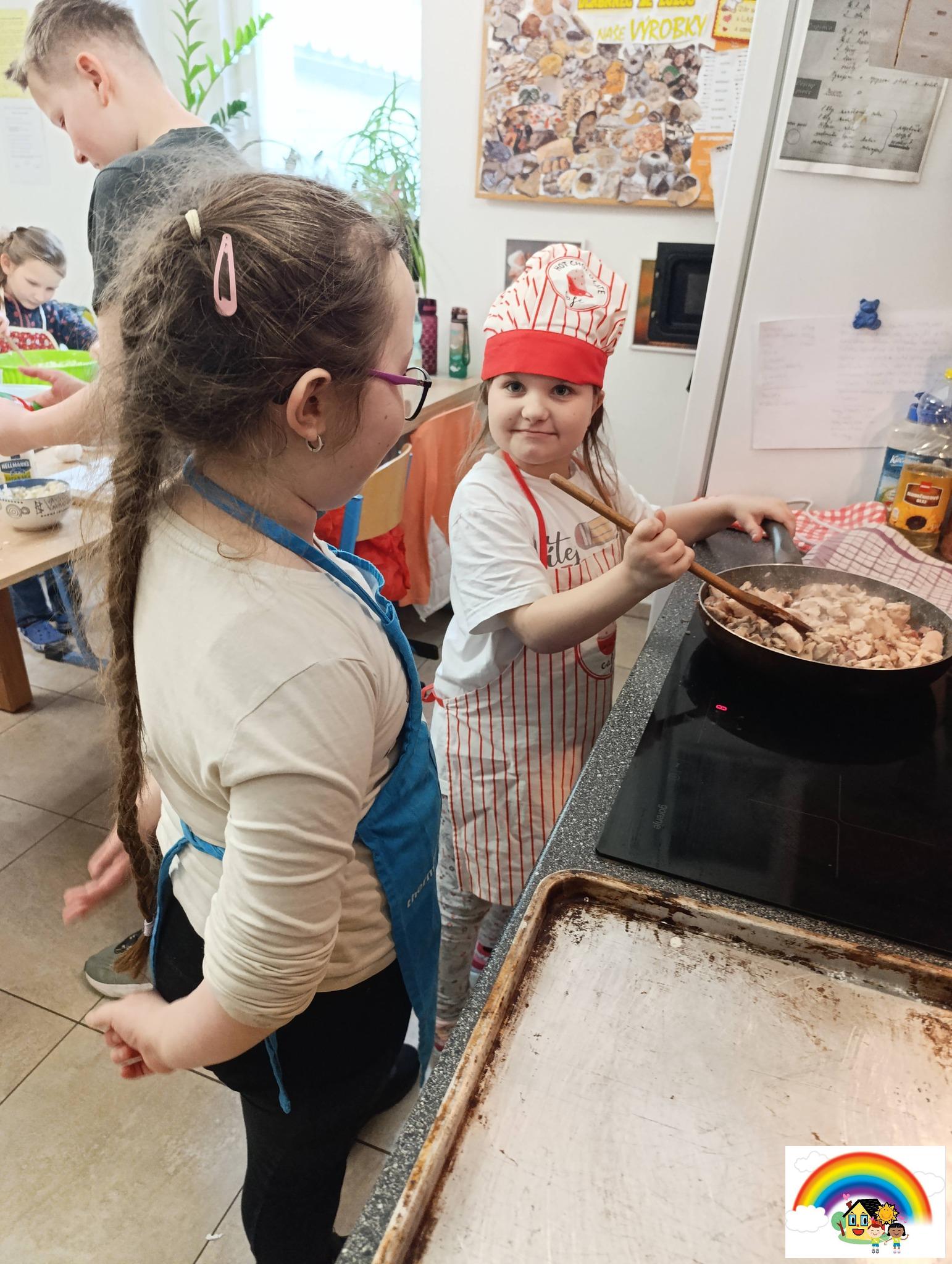 637373857_10214994903542151_490484897551659594_n