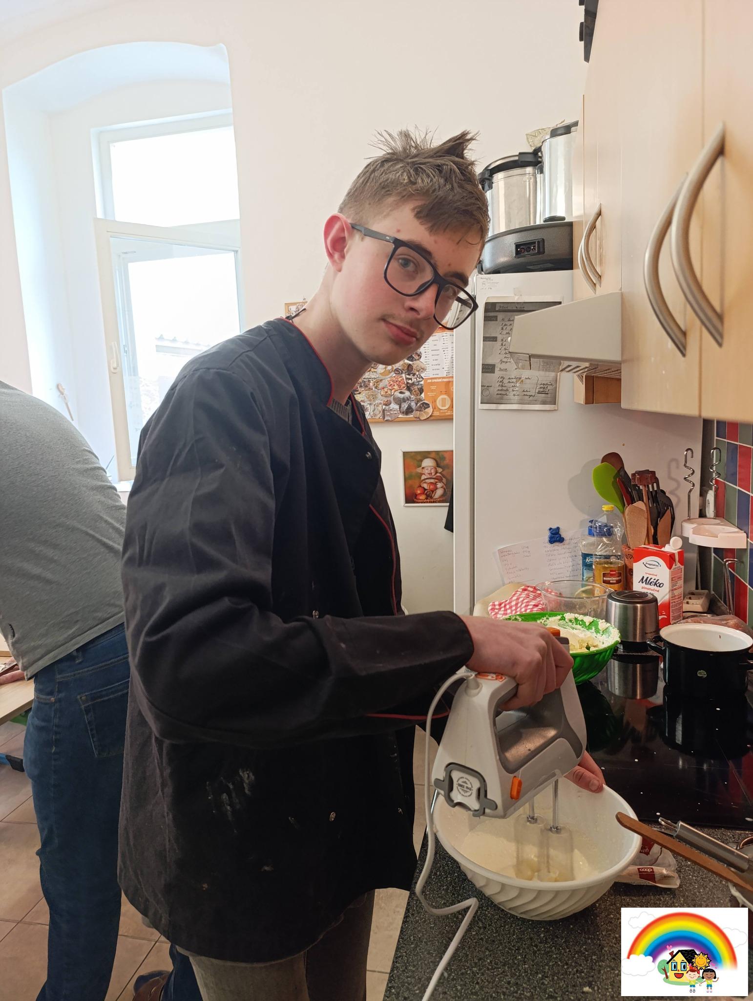 642072196_10215040033870381_958279438610327223_n