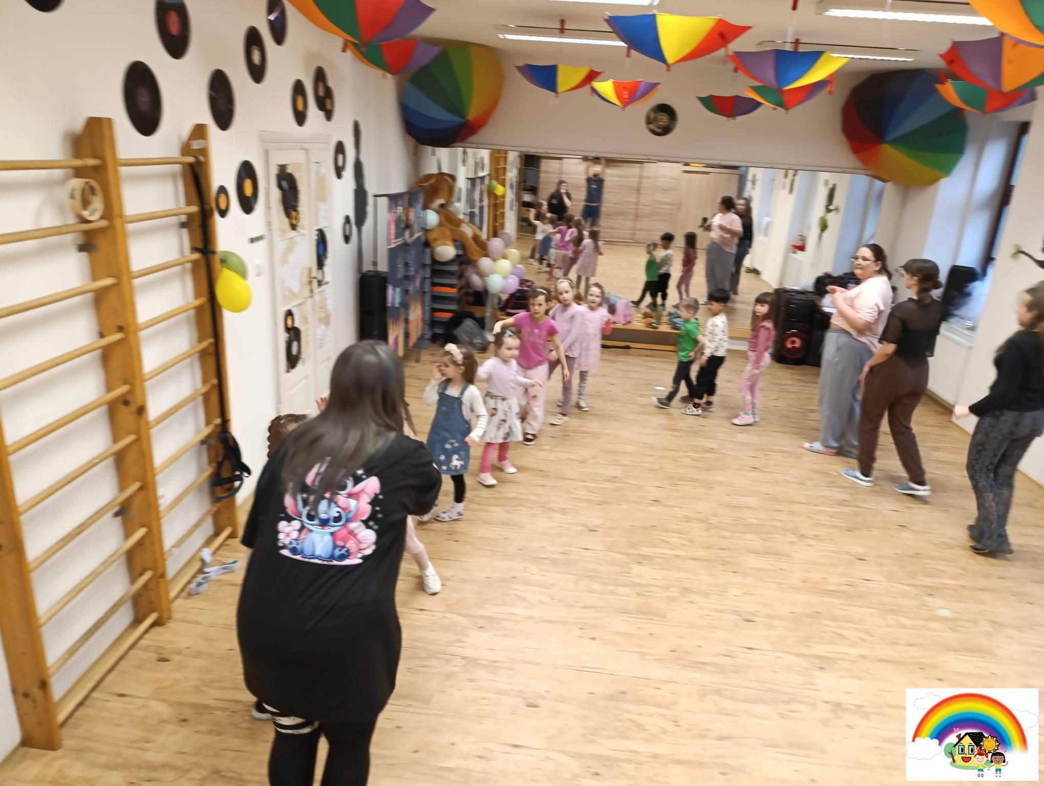 659098559_10215354596934261_4933842258460388296_n