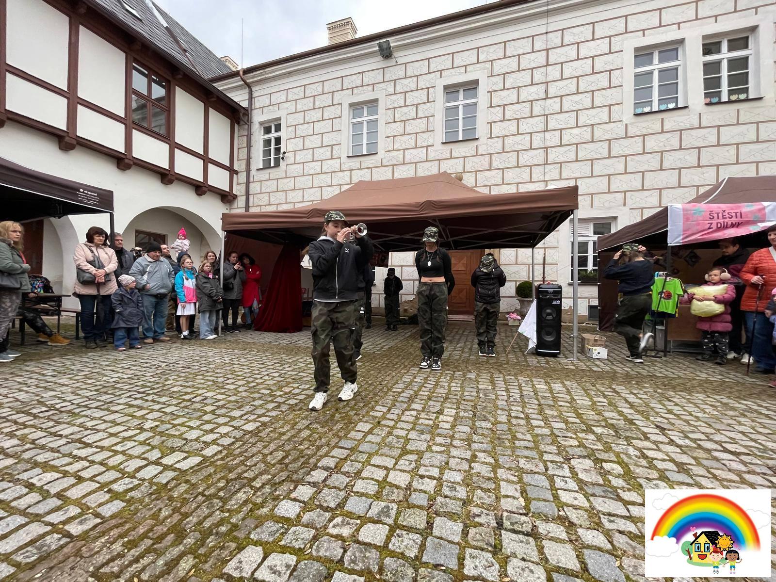 654688641_10215313484226469_8946336772958279905_n