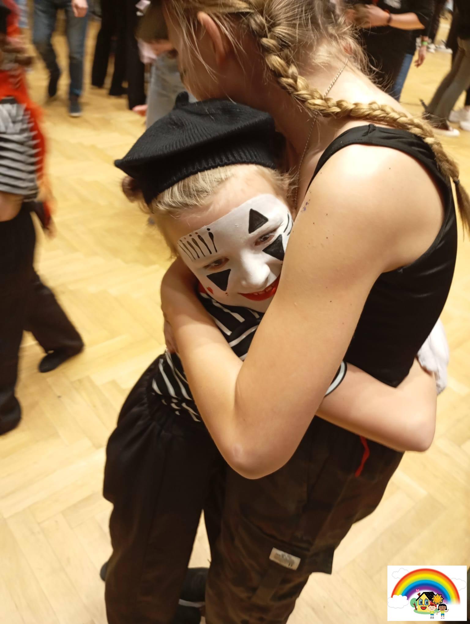 660303063_10215371857165756_7521819046095723730_n